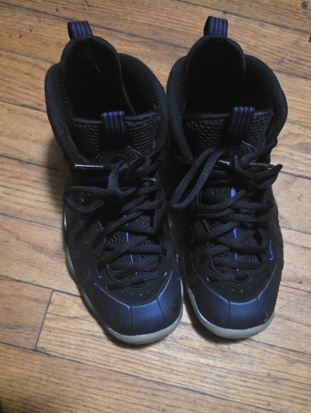 Nike Kids Black Sneakers with Purple Accents